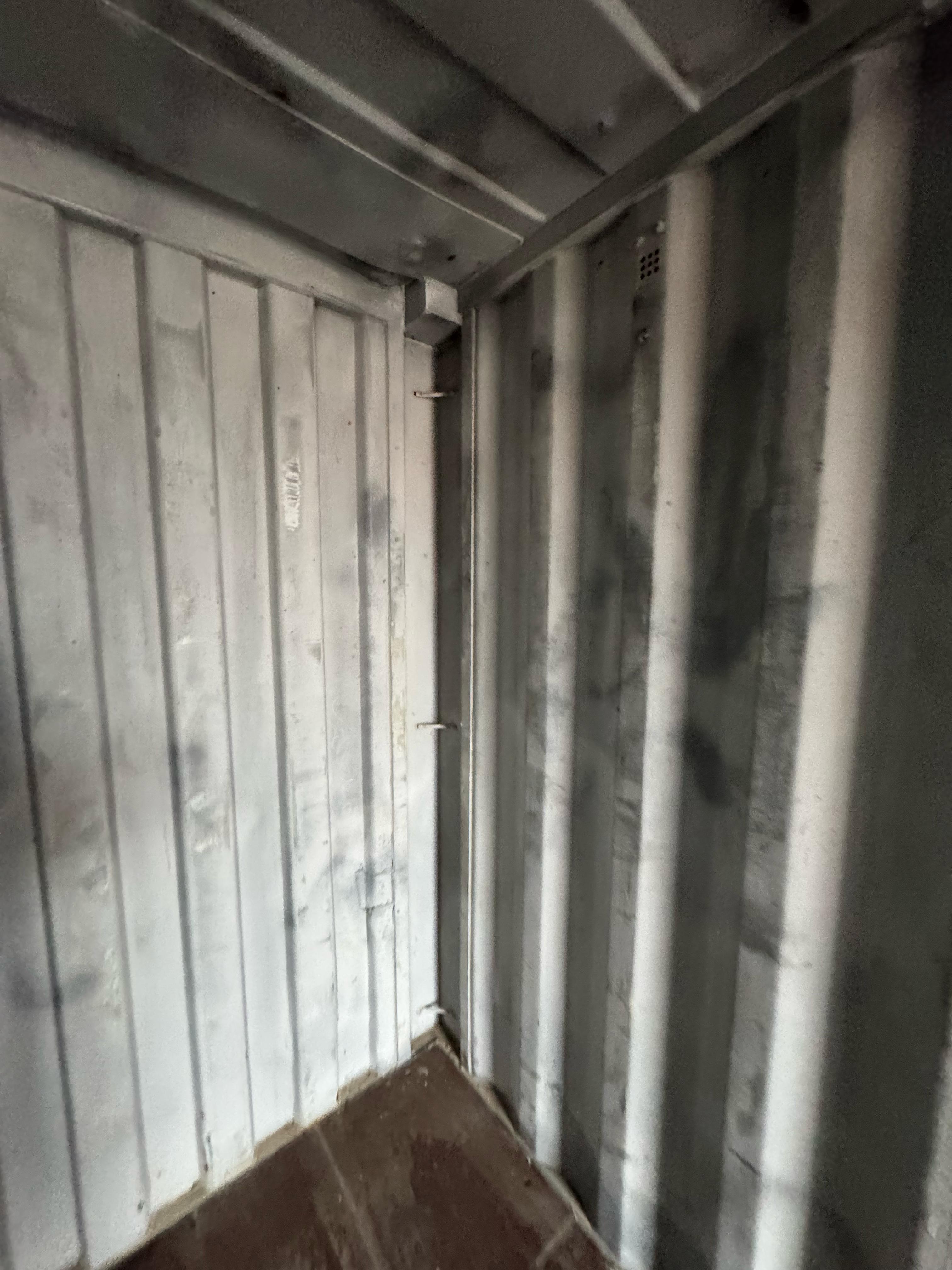 Морской контейнер TGHU0940595